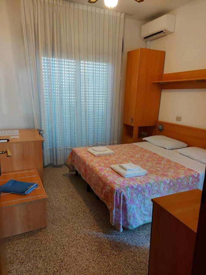Albergo Alla Nave Lignano Sabbiadoro Eksteriør billede