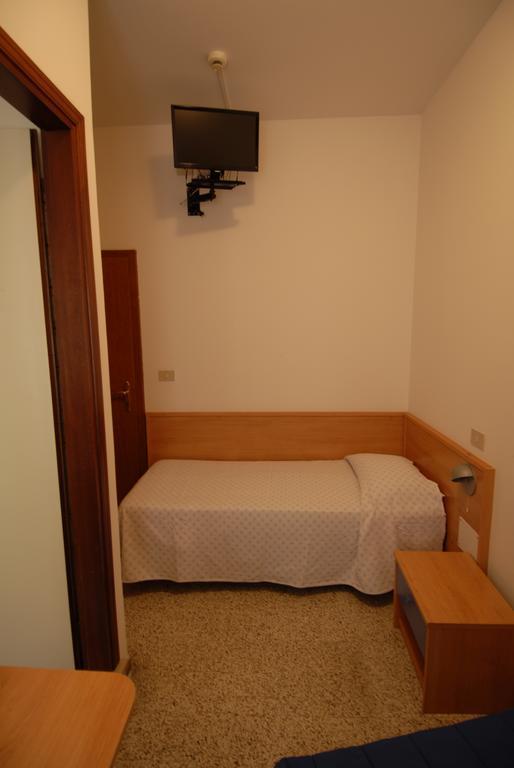 Albergo Alla Nave Lignano Sabbiadoro Eksteriør billede